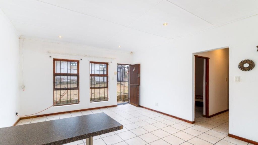 3 Bedroom Property for Sale in Pacaltsdorp Western Cape